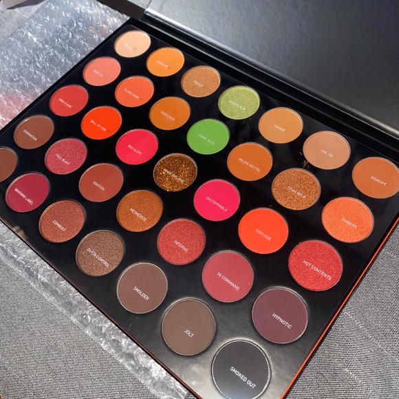 3503 MORPHE eyeshadow palette - Picture 2 of 5